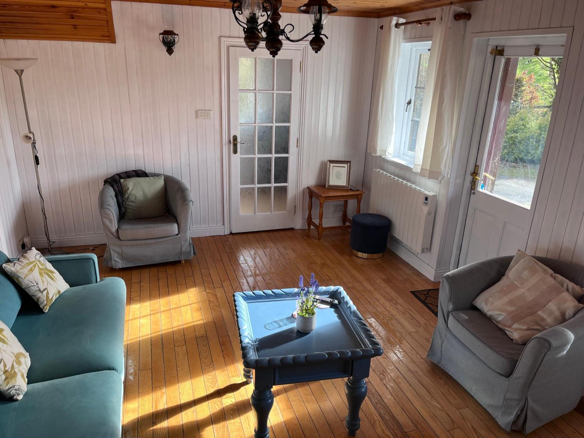 Cosy Lakeside Chalet With Option To Add Private Hot Tub Duneena Luaran gambar
